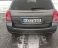 Серый Тойота Авенсис, объемом двигателя 2 л и пробегом 303 тыс. км за 6500 $, фото 4 на Automoto.ua