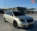 Серый Тойота Авенсис, объемом двигателя 2.23 л и пробегом 235 тыс. км за 6750 $, фото 1 на Automoto.ua