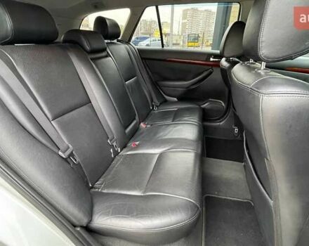 Серый Тойота Авенсис, объемом двигателя 2.2 л и пробегом 299 тыс. км за 7490 $, фото 10 на Automoto.ua