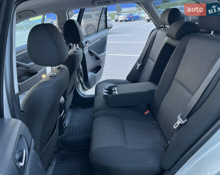 Серый Тойота Авенсис, объемом двигателя 2.2 л и пробегом 299 тыс. км за 7200 $, фото 21 на Automoto.ua