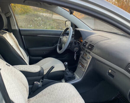 Сірий Тойота Авенсіс, об'ємом двигуна 2.2 л та пробігом 308 тис. км за 6199 $, фото 6 на Automoto.ua