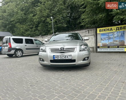 Сірий Тойота Авенсіс, об'ємом двигуна 1.8 л та пробігом 200 тис. км за 7500 $, фото 11 на Automoto.ua