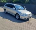 Серый Тойота Авенсис, объемом двигателя 2.2 л и пробегом 223 тыс. км за 7200 $, фото 1 на Automoto.ua