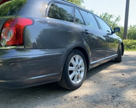 Серый Тойота Авенсис, объемом двигателя 2 л и пробегом 382 тыс. км за 6700 $, фото 7 на Automoto.ua