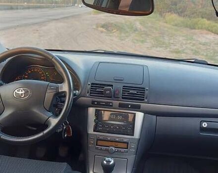 Сірий Тойота Авенсіс, об'ємом двигуна 2.23 л та пробігом 417 тис. км за 5000 $, фото 1 на Automoto.ua