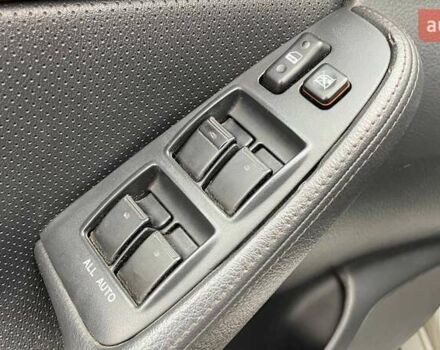 Серый Тойота Авенсис, объемом двигателя 2.2 л и пробегом 299 тыс. км за 7490 $, фото 12 на Automoto.ua