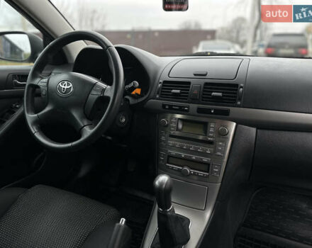 Серый Тойота Авенсис, объемом двигателя 1.8 л и пробегом 219 тыс. км за 6700 $, фото 45 на Automoto.ua