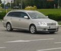 Серый Тойота Авенсис, объемом двигателя 2.2 л и пробегом 300 тыс. км за 6450 $, фото 1 на Automoto.ua