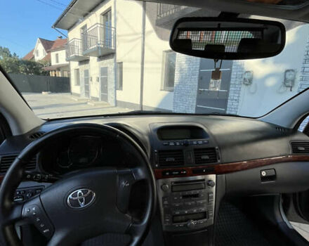 Серый Тойота Авенсис, объемом двигателя 1.8 л и пробегом 260 тыс. км за 5799 $, фото 21 на Automoto.ua