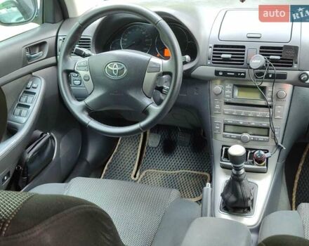 Серый Тойота Авенсис, объемом двигателя 2.23 л и пробегом 255 тыс. км за 6799 $, фото 5 на Automoto.ua