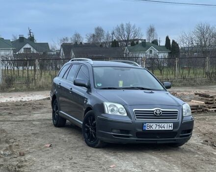 Сірий Тойота Авенсіс, об'ємом двигуна 2.2 л та пробігом 302 тис. км за 5850 $, фото 4 на Automoto.ua