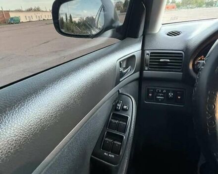 Серый Тойота Авенсис, объемом двигателя 1.79 л и пробегом 181 тыс. км за 6200 $, фото 6 на Automoto.ua