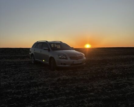 Серый Тойота Авенсис, объемом двигателя 2.2 л и пробегом 311 тыс. км за 5500 $, фото 2 на Automoto.ua