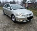 Серый Тойота Авенсис, объемом двигателя 2 л и пробегом 303 тыс. км за 2300 $, фото 1 на Automoto.ua