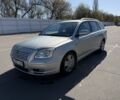 Серый Тойота Авенсис, объемом двигателя 2 л и пробегом 300 тыс. км за 2350 $, фото 1 на Automoto.ua