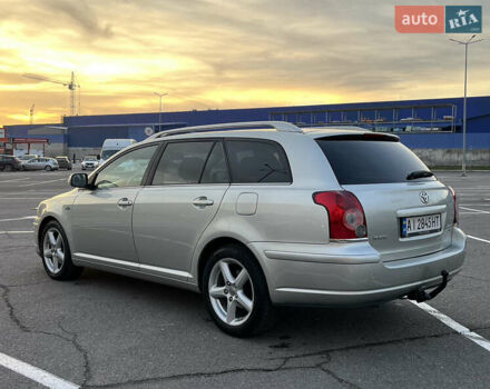 Серый Тойота Авенсис, объемом двигателя 2.2 л и пробегом 299 тыс. км за 7200 $, фото 8 на Automoto.ua