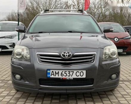 Серый Тойота Авенсис, объемом двигателя 2.2 л и пробегом 272 тыс. км за 4000 $, фото 3 на Automoto.ua