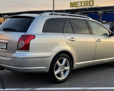 Серый Тойота Авенсис, объемом двигателя 2.2 л и пробегом 250 тыс. км за 7200 $, фото 3 на Automoto.ua