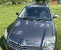 Серый Тойота Авенсис, объемом двигателя 2.2 л и пробегом 320 тыс. км за 5300 $, фото 1 на Automoto.ua