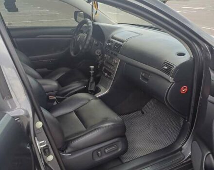 Серый Тойота Авенсис, объемом двигателя 2.23 л и пробегом 274 тыс. км за 6900 $, фото 4 на Automoto.ua