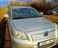 Серый Тойота Авенсис, объемом двигателя 2.2 л и пробегом 290 тыс. км за 3200 $, фото 1 на Automoto.ua