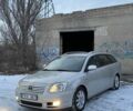 Серый Тойота Авенсис, объемом двигателя 2 л и пробегом 300 тыс. км за 2900 $, фото 1 на Automoto.ua