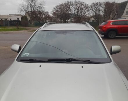 Серый Тойота Авенсис, объемом двигателя 2 л и пробегом 300 тыс. км за 2550 $, фото 15 на Automoto.ua