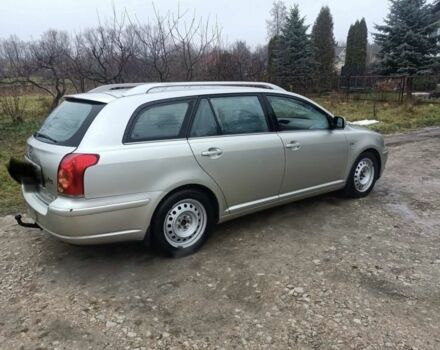 Серый Тойота Авенсис, объемом двигателя 2 л и пробегом 303 тыс. км за 2300 $, фото 1 на Automoto.ua