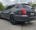 Серый Тойота Авенсис, объемом двигателя 2.2 л и пробегом 270 тыс. км за 7700 $, фото 5 на Automoto.ua