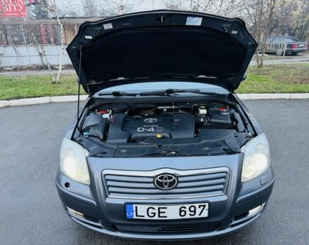 Серый Тойота Авенсис, объемом двигателя 2 л и пробегом 231 тыс. км за 2950 $, фото 16 на Automoto.ua