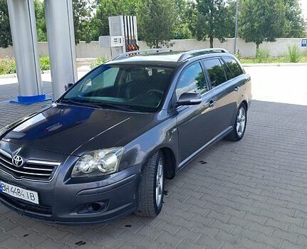 Серый Тойота Авенсис, объемом двигателя 2.2 л и пробегом 254 тыс. км за 6200 $, фото 3 на Automoto.ua