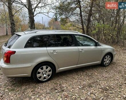 Серый Тойота Авенсис, объемом двигателя 2.2 л и пробегом 181 тыс. км за 6700 $, фото 2 на Automoto.ua