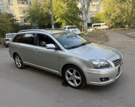 Сірий Тойота Авенсіс, об'ємом двигуна 2.2 л та пробігом 300 тис. км за 4950 $, фото 17 на Automoto.ua