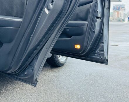 Серый Тойота Авенсис, объемом двигателя 2 л и пробегом 231 тыс. км за 2950 $, фото 12 на Automoto.ua