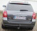 Серый Тойота Авенсис, объемом двигателя 2 л и пробегом 300 тыс. км за 8500 $, фото 1 на Automoto.ua