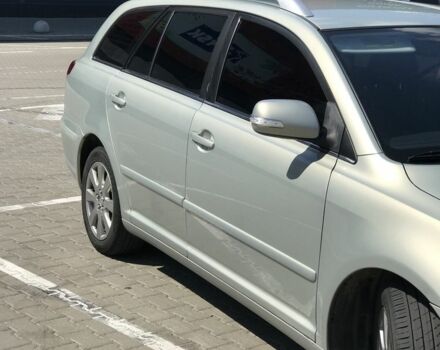 Серый Тойота Авенсис, объемом двигателя 2 л и пробегом 270 тыс. км за 7100 $, фото 10 на Automoto.ua