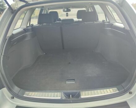 Серый Тойота Авенсис, объемом двигателя 2 л и пробегом 325 тыс. км за 5700 $, фото 17 на Automoto.ua