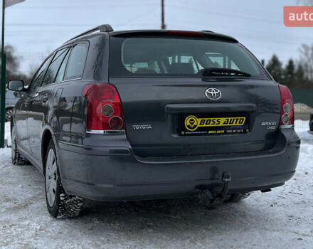 Серый Тойота Авенсис, объемом двигателя 2 л и пробегом 261 тыс. км за 6500 $, фото 4 на Automoto.ua