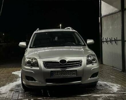 Серый Тойота Авенсис, объемом двигателя 2.2 л и пробегом 240 тыс. км за 6000 $, фото 3 на Automoto.ua
