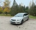 Серый Тойота Авенсис, объемом двигателя 2.2 л и пробегом 300 тыс. км за 3400 $, фото 7 на Automoto.ua