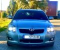 Серый Тойота Авенсис, объемом двигателя 2 л и пробегом 194 тыс. км за 5500 $, фото 2 на Automoto.ua