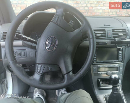 Сірий Тойота Авенсіс, об'ємом двигуна 2 л та пробігом 370 тис. км за 5300 $, фото 11 на Automoto.ua