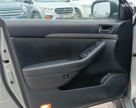 Серый Тойота Авенсис, объемом двигателя 2 л и пробегом 353 тыс. км за 6450 $, фото 19 на Automoto.ua