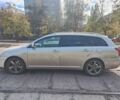 Серый Тойота Авенсис, объемом двигателя 2.2 л и пробегом 446 тыс. км за 2885 $, фото 2 на Automoto.ua