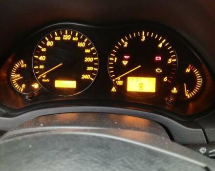 Серый Тойота Авенсис, объемом двигателя 2.2 л и пробегом 388 тыс. км за 6200 $, фото 4 на Automoto.ua