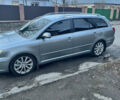 Серый Тойота Авенсис, объемом двигателя 2 л и пробегом 248 тыс. км за 8200 $, фото 1 на Automoto.ua