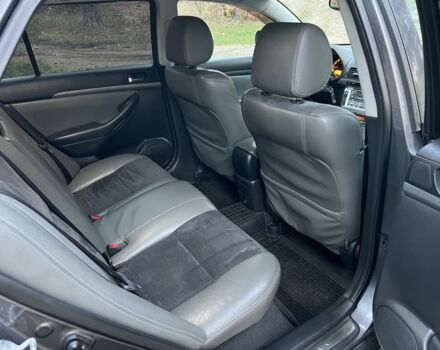 Серый Тойота Авенсис, объемом двигателя 1.8 л и пробегом 315 тыс. км за 5900 $, фото 20 на Automoto.ua