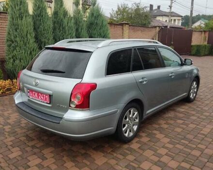 Серый Тойота Авенсис, объемом двигателя 1.8 л и пробегом 205 тыс. км за 7650 $, фото 2 на Automoto.ua