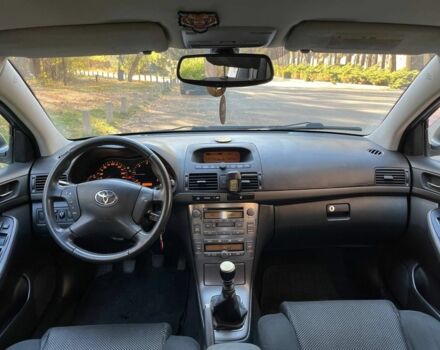 Серый Тойота Авенсис, объемом двигателя 0 л и пробегом 280 тыс. км за 2700 $, фото 9 на Automoto.ua