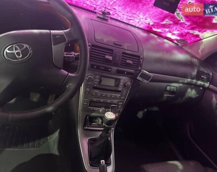 Сірий Тойота Авенсіс, об'ємом двигуна 2.2 л та пробігом 270 тис. км за 6900 $, фото 4 на Automoto.ua